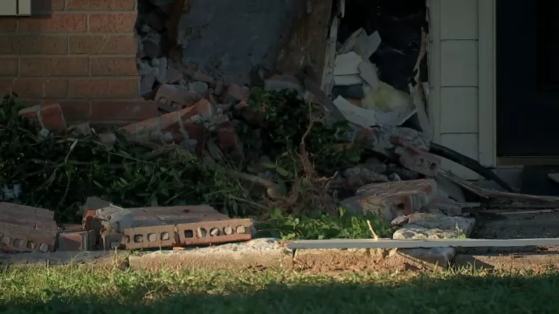 Driver shot several times before crashing into Cypress home on Mountain Dale Drive, HCSO says